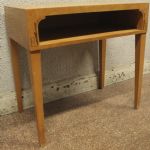779 7173 LAMP TABLE